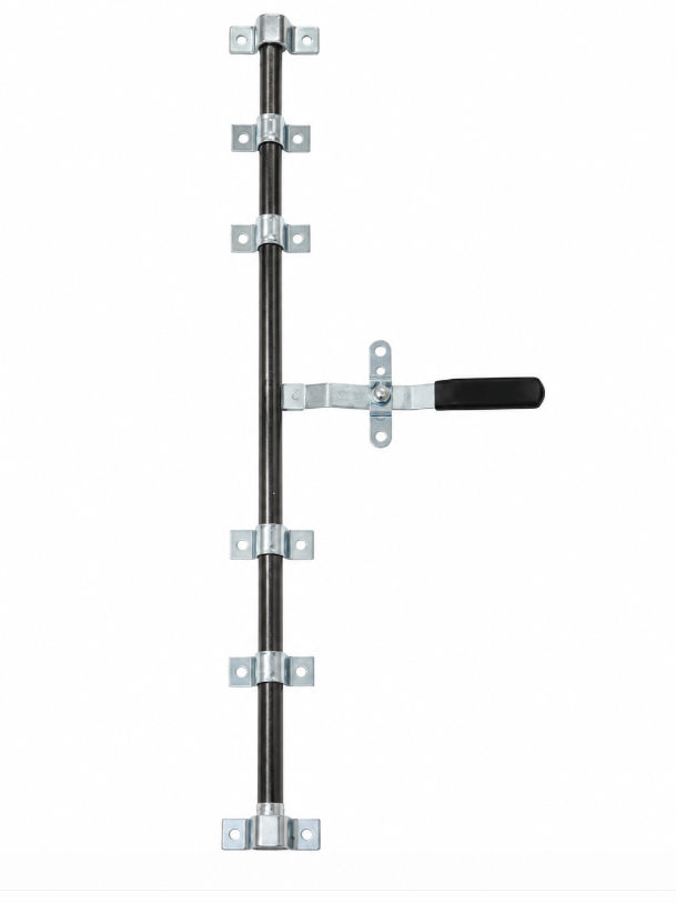 Trailer cam door lock assembly
